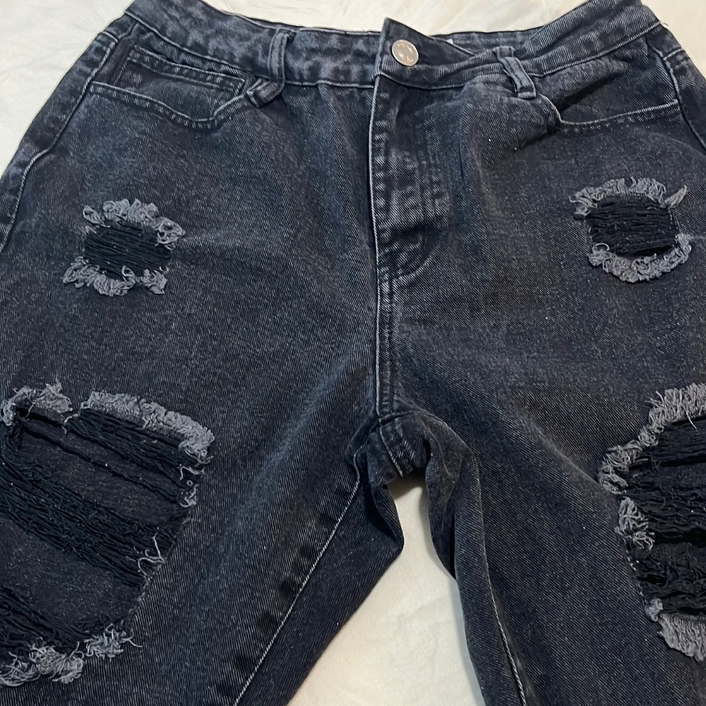 Rue21 black ripped jeans